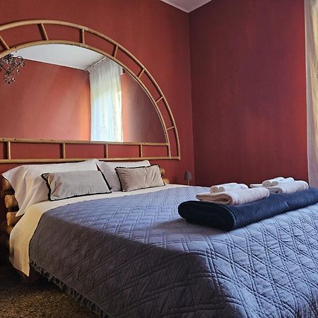 Vm_Lungoticino Nassy Lägenhet Pavia Exteriör bild